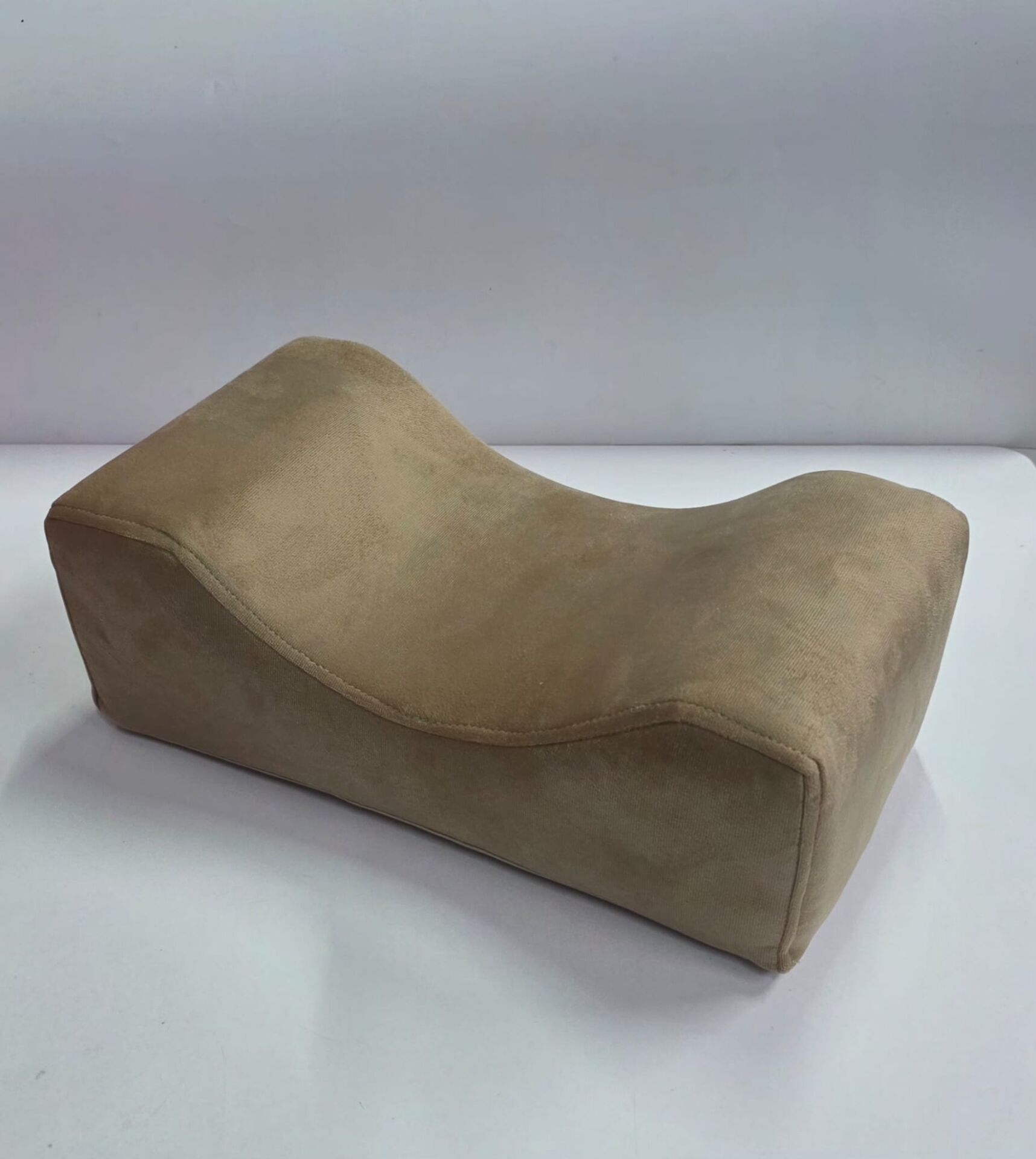 İpek kirpik yastık model 1